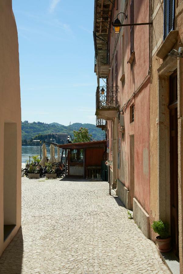 Emy Lake Orta Pella Bagian luar foto