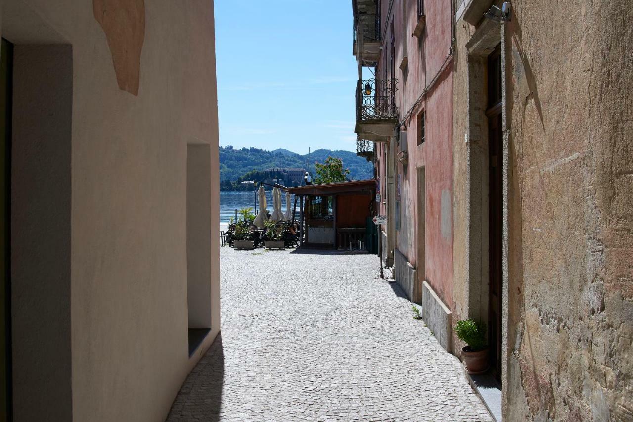 Emy Lake Orta Pella Bagian luar foto